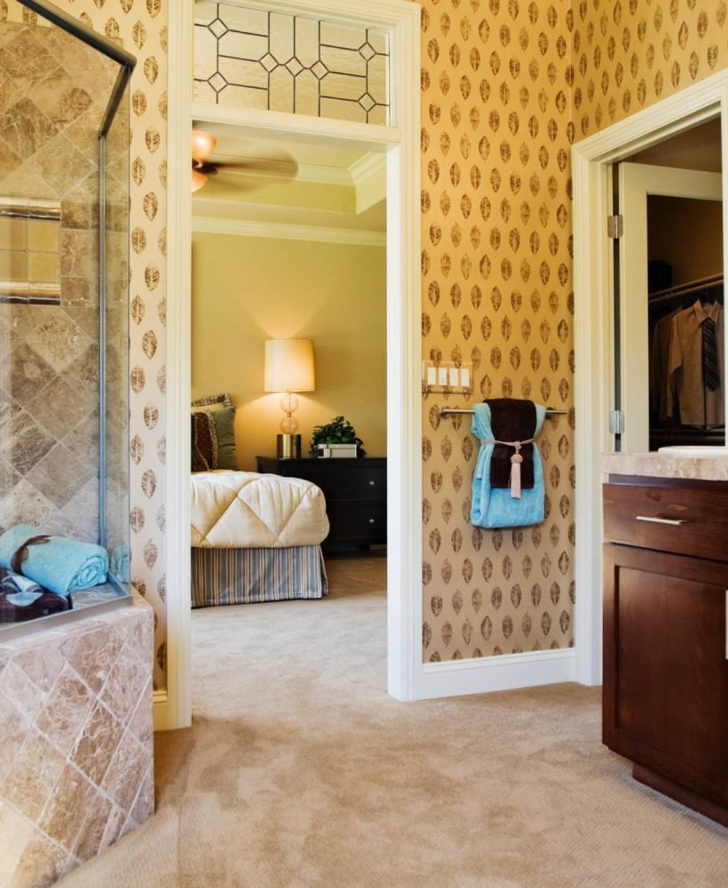LUXURY MASTER SUITE