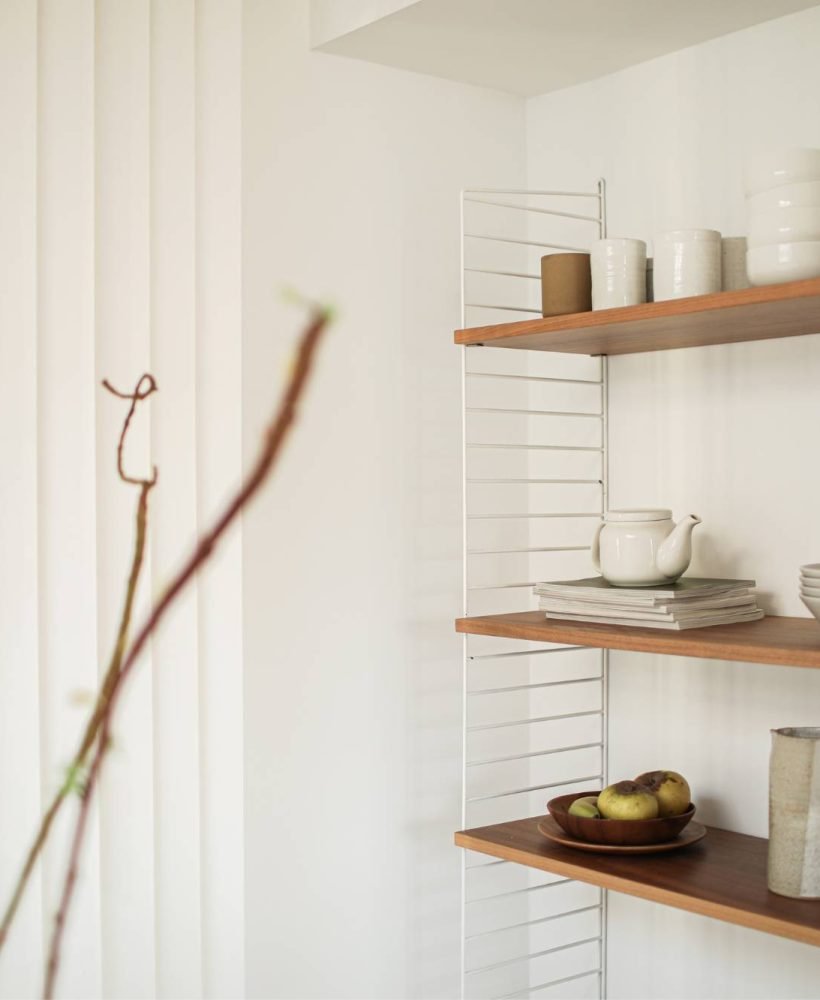 WALL-MOUNTED SHELVING UNITS